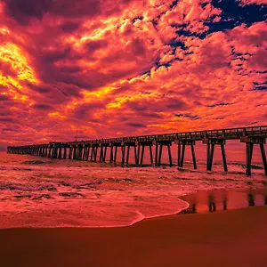 Blue Neptune At 5313 Sunset Avenue By Nautical Vacation Holiday home Panama City Beach
