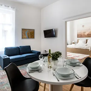 Basilica Dream In The Absolute Center Apartment Budapest